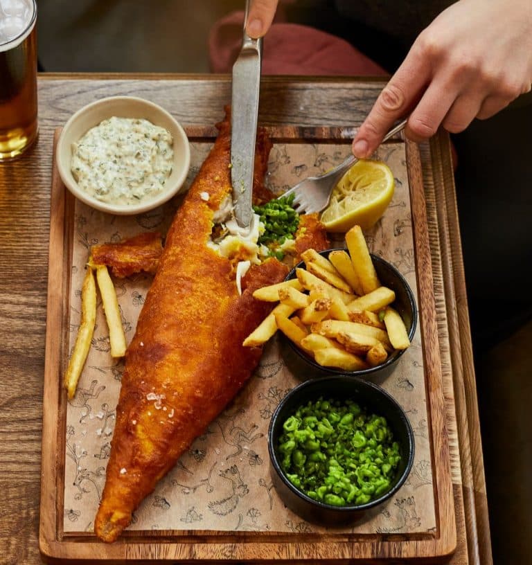Cover Image for Complimentary Fizz when you order Fish and Chips at The Sun Inn!